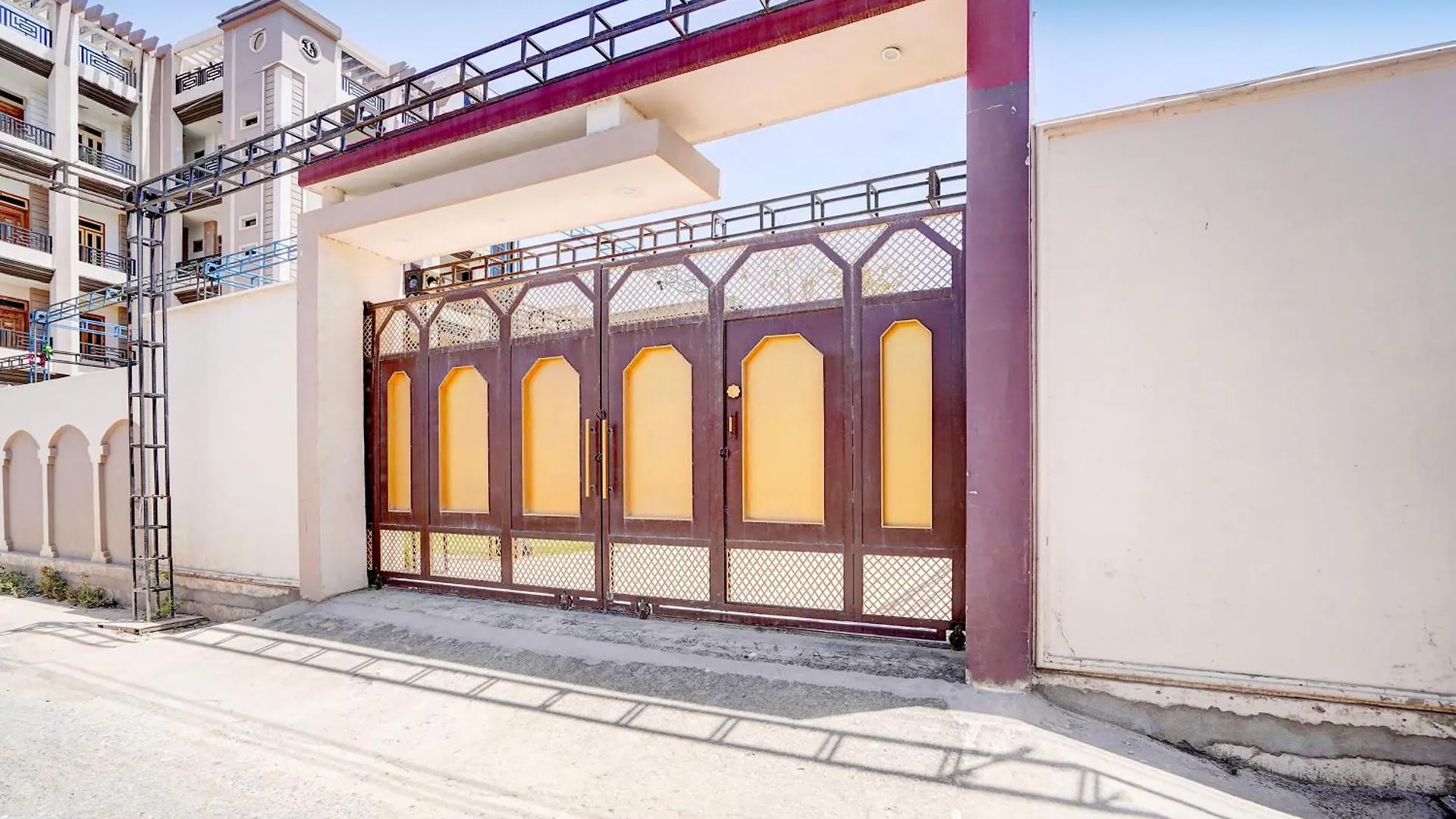 Hotel O Pramod Garden Varanasi India